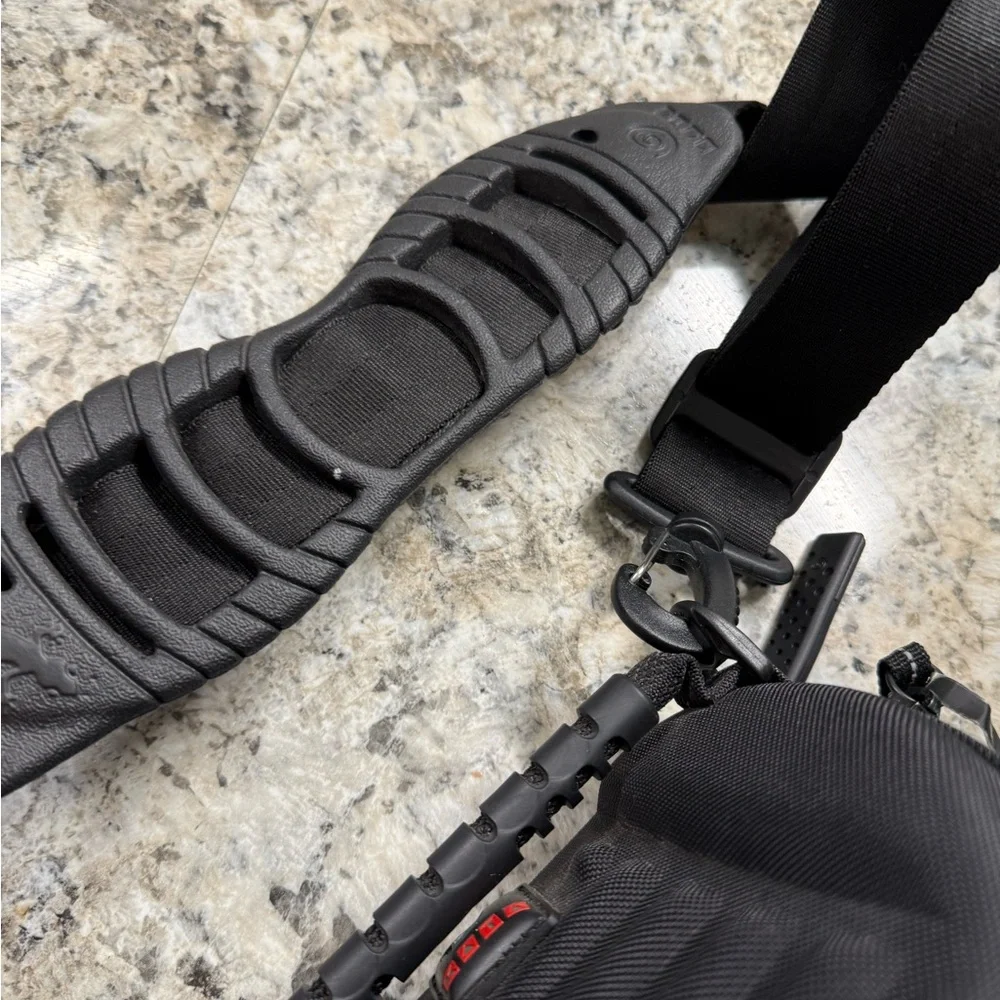 Kata C-56 Camera/Videocamera waterproof professional bag